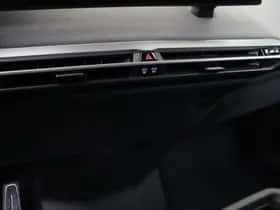 BMW iX (2025) thumbnail 36