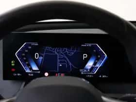 BMW iX (2025) thumbnail 42