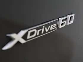 BMW iX (2025) thumbnail 59