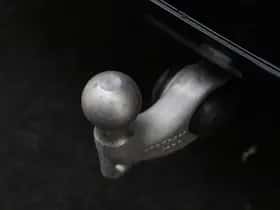 BMW iX (2025) thumbnail 77