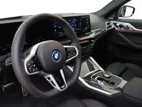 BMW i4 (2025) thumbnail 3
