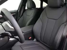 BMW i4 (2025) thumbnail 9