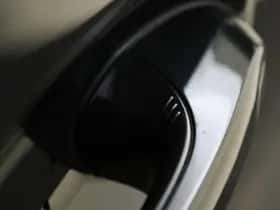 BMW Z4 (2025) thumbnail 75