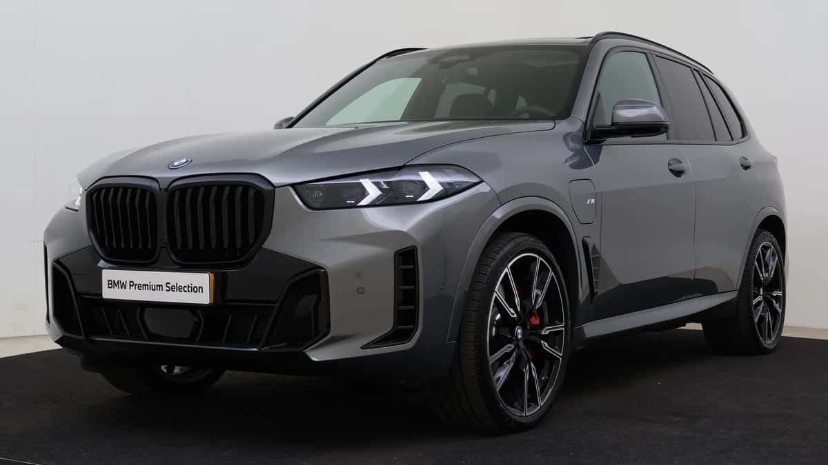 BMW X5 (2026) — foto 1