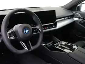 BMW 5-Serie (2026) thumbnail 3