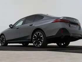 BMW i5 (2026) thumbnail 11