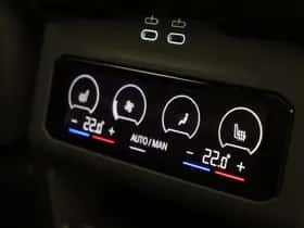 BMW i5 (2026) thumbnail 24