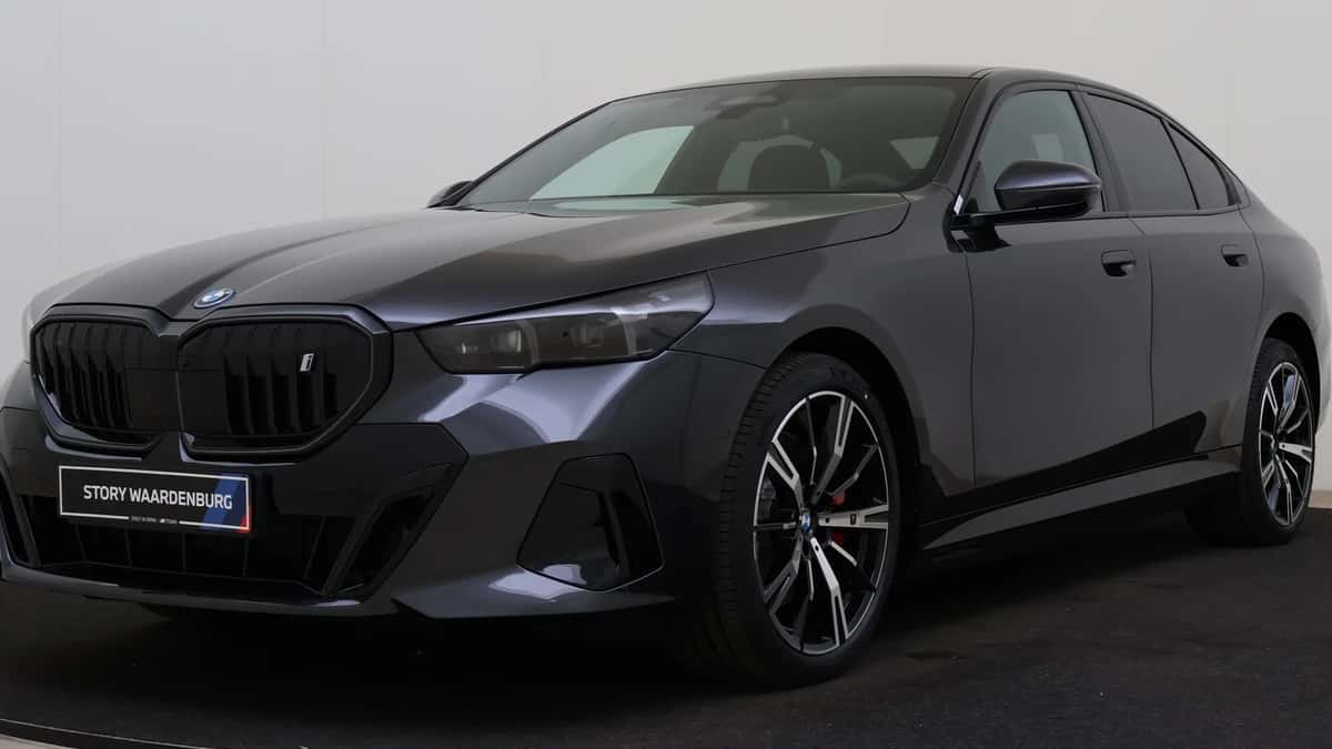 BMW i5 (2026) — foto 1