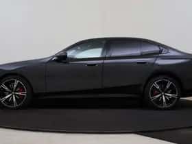 BMW i5 (2026) thumbnail 14