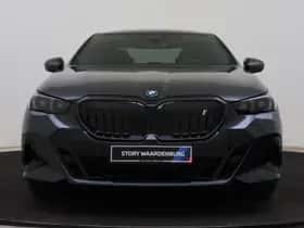 BMW i5 (2026) thumbnail 4