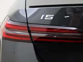 BMW i5 (2026) thumbnail 47