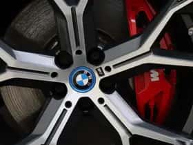 BMW X5 (2022) thumbnail 69