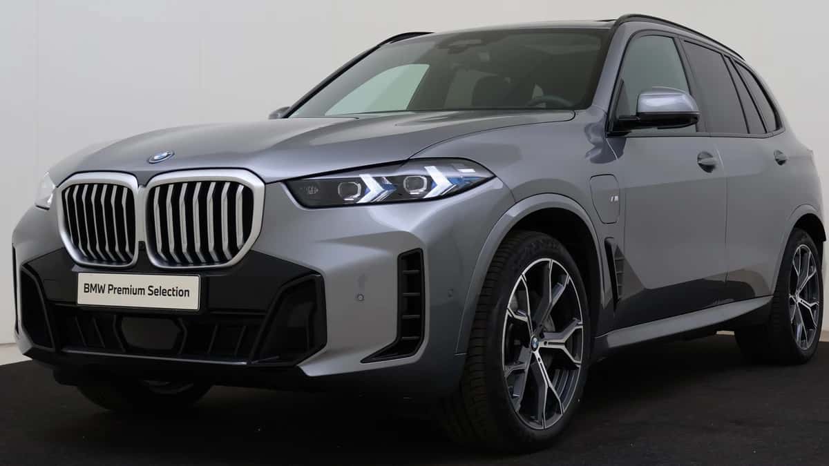 BMW X5 (2025) — foto 1