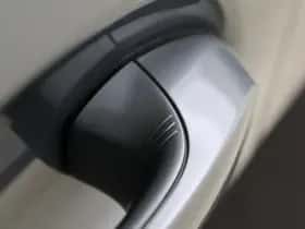 BMW X5 (2025) thumbnail 87