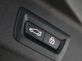 BMW X5 (2021) thumbnail 76