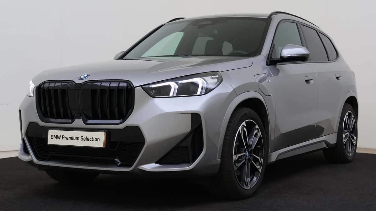 BMW X1 (2024) — foto 1