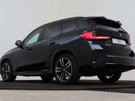 BMW iX1 (2025) thumbnail 11
