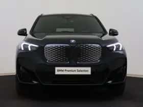 BMW iX1 (2025) thumbnail 4