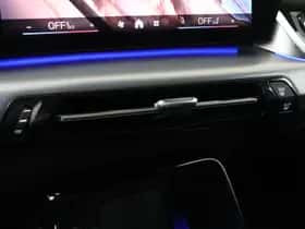 BMW iX1 (2025) thumbnail 43