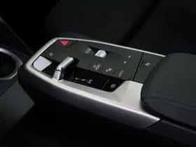 BMW iX1 (2025) thumbnail 6