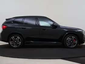 BMW iX1 (2025) thumbnail 7