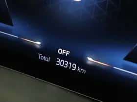 BMW i4 (2024) thumbnail 41