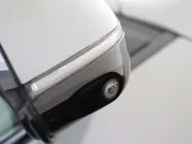 BMW X5 (2022) thumbnail 76