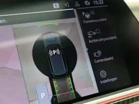 BMW X5 (2022) thumbnail 79