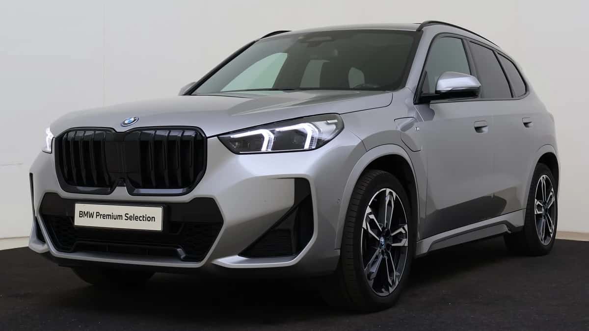BMW X1 (2023) — foto 1