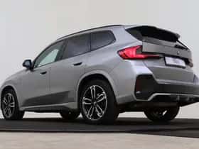 BMW X1 (2023) thumbnail 11