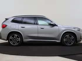 BMW X1 (2023) thumbnail 7