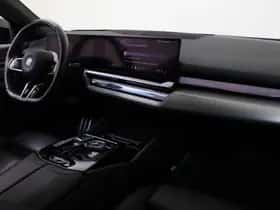 BMW i5 (2025) thumbnail 16