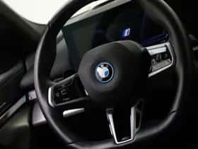 BMW i5 (2025) thumbnail 27