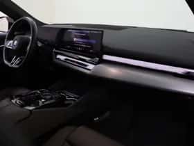 BMW i5 (2025) thumbnail 16