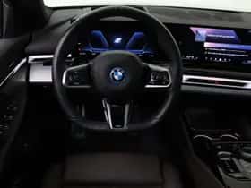BMW i5 (2025) thumbnail 28