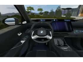BMW iX3 (2026) thumbnail 7