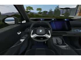 BMW iX3 (2026) thumbnail 7