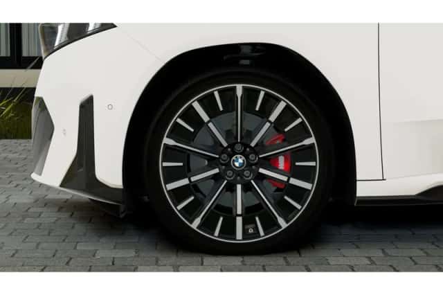 BMW iX3 (2026) thumbnail 6