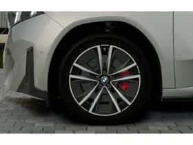 BMW iX3 (2026) thumbnail 6