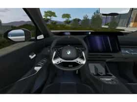BMW iX3 (2026) thumbnail 7