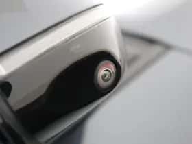 BMW X5 (2021) thumbnail 72