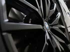 BMW X5 (2021) thumbnail 81