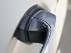 BMW X5 (2021) thumbnail 85