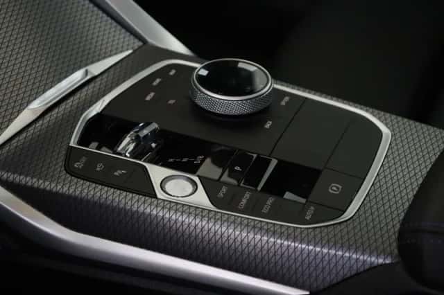 BMW i4 (2025) thumbnail 6