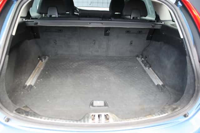 Volvo V60 (2014) thumbnail 6