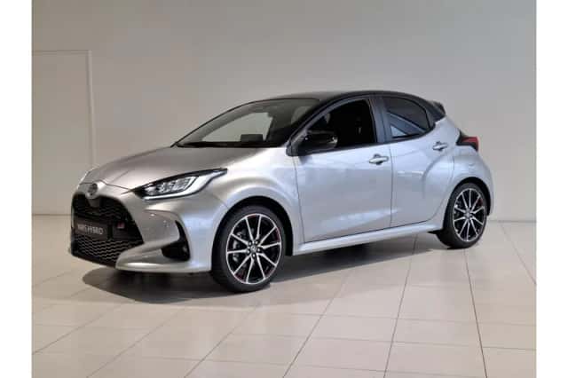 Toyota Yaris (2025) thumbnail 4