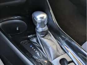 Toyota C-HR (2017) thumbnail 35