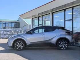 Toyota C-HR (2017) thumbnail 10