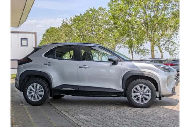 Toyota Yaris Cross (2025) thumbnail 4