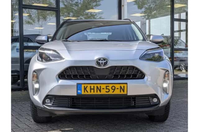 Toyota Yaris Cross (2025) thumbnail 6